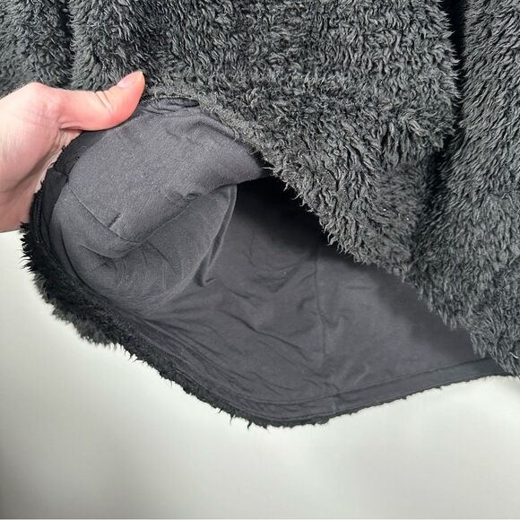 Lululemon Black Warm Restore Sherpa Pullover Sweater Size M/L Cozy Fuzzy Winter - Picture 16 of 16